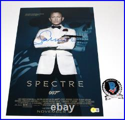 DIRECTOR SAM MENDES SIGNED'SPECTRE' 12x18 MOVIE POSTER BECKETT COA JAMES BOND