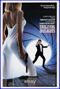 THE LIVING DAYLIGHTS original ROLLED 1987 one sheet movie poster JAMES BOND